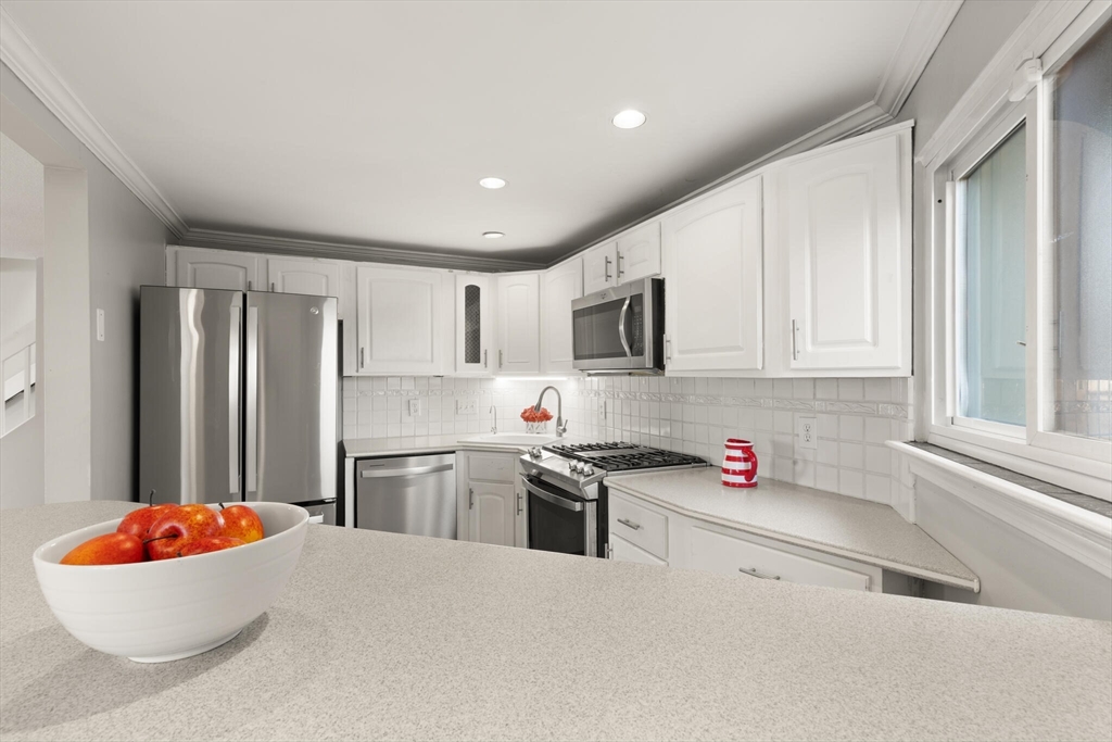 89 Trailside Way, Ashland, Massachusetts, 2 Bedrooms Bedrooms, 5 Rooms Rooms,2.5 BathroomsBathrooms,Residential,For Sale,Trailside Way,73492091