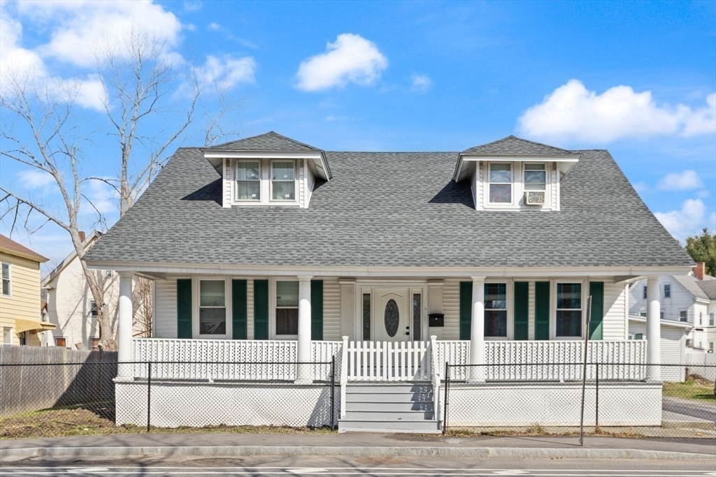 168 Weir St, Taunton, Massachusetts, 6 Bedrooms Bedrooms, 9 Rooms Rooms,2 BathroomsBathrooms,Residential,For Sale,Weir St,73492089