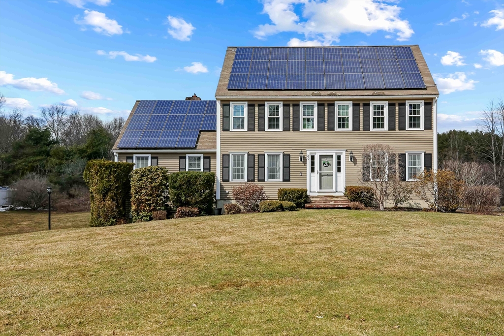 30 Ward Road, Southborough, Massachusetts, 4 Bedrooms Bedrooms, 10 Rooms Rooms,2.5 BathroomsBathrooms,Residential,For Sale,Ward Road,73492064