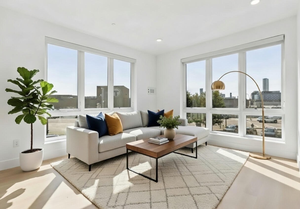 20 W 5th, Boston, Massachusetts, 2 Bedrooms Bedrooms, 5 Rooms Rooms,2 BathroomsBathrooms,Residential,For Sale,W 5th,73492123