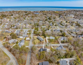 32 Tip Cart Dr, Chatham, Massachusetts, 3 Bedrooms Bedrooms, 8 Rooms Rooms,2 BathroomsBathrooms,Residential,For Sale,Tip Cart Dr,73492178