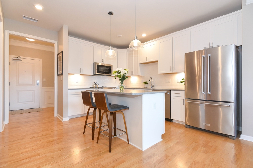 6 Overlook Dr, Andover, Massachusetts, 2 Bedrooms Bedrooms, 5 Rooms Rooms,2 BathroomsBathrooms,Residential,For Sale,Overlook Dr,73492179