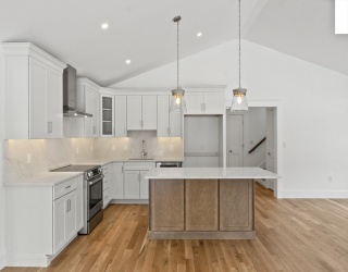 46 Sandwich Road, Plymouth, Massachusetts, 2 Bedrooms Bedrooms, 8 Rooms Rooms,2.5 BathroomsBathrooms,Residential,For Sale,Sandwich Road,73492170