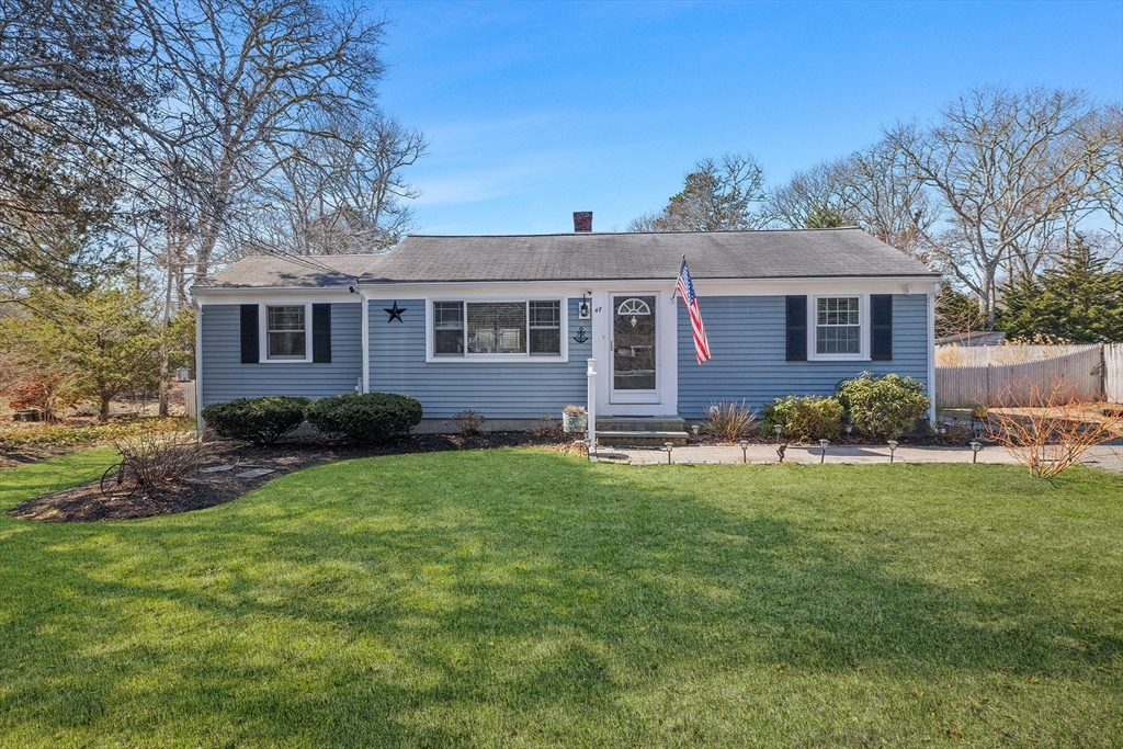 47 Nobby Ln, Yarmouth, Massachusetts, 2 Bedrooms Bedrooms, 5 Rooms Rooms,2 BathroomsBathrooms,Residential,For Sale,Nobby Ln,73492381