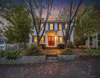 6 Oak Street, Grafton, Massachusetts, 5 Bedrooms Bedrooms, 11 Rooms Rooms,2 BathroomsBathrooms,Residential,For Sale,Oak Street,73476335