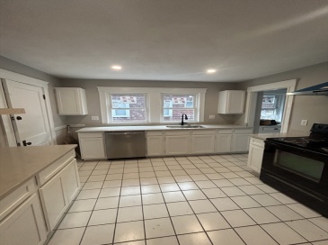 16 Prospect St, Watertown, Massachusetts, 2 Bedrooms Bedrooms, 5 Rooms Rooms,1 BathroomBathrooms,Residential Lease,For Rent,Prospect St,73487475 16 Prospect St, Watertown, Massachusetts, 2 Bedrooms Bedrooms, 5 Rooms Rooms,1 BathroomBathrooms,Residential Lease,For Rent,Prospect St,73487475