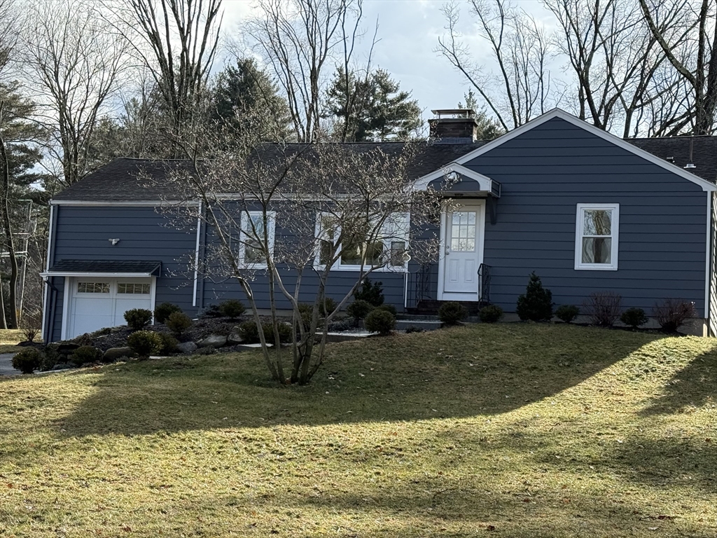 81 Brush Hill Rd, Sherborn, Massachusetts, 3 Bedrooms Bedrooms, 5 Rooms Rooms,1.5 BathroomsBathrooms,Residential,For Sale,Brush Hill Rd,73460408