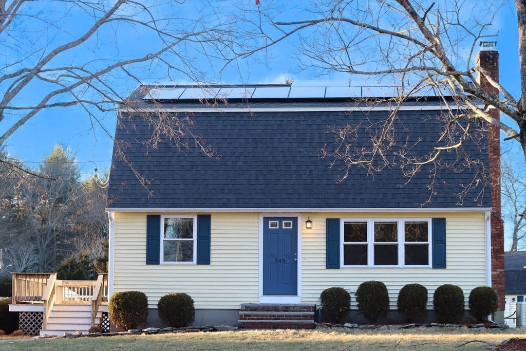 345 Cross St, Bridgewater, Massachusetts, 3 Bedrooms Bedrooms, 6 Rooms Rooms,2 BathroomsBathrooms,Residential,For Sale,Cross St,73466845