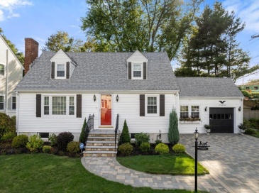 5 Sachem Rd, Needham, Massachusetts, 3 Bedrooms Bedrooms, 9 Rooms Rooms,2.5 BathroomsBathrooms,Residential,For Sale,Sachem Rd,73478157