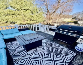 15 Beverly Hill, Canton, Massachusetts, 3 Bedrooms Bedrooms, 6 Rooms Rooms,1 BathroomBathrooms,Residential Lease,For Rent,Beverly Hill,73492428