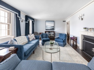 172 Beacon St, Boston, Massachusetts, 3 Bedrooms Bedrooms, 7 Rooms Rooms,2.5 BathroomsBathrooms,Residential,For Sale,Beacon St,73492429 172 Beacon St, Boston, Massachusetts, 3 Bedrooms Bedrooms, 7 Rooms Rooms,2.5 BathroomsBathrooms,Residential,For Sale,Beacon St,73492429
