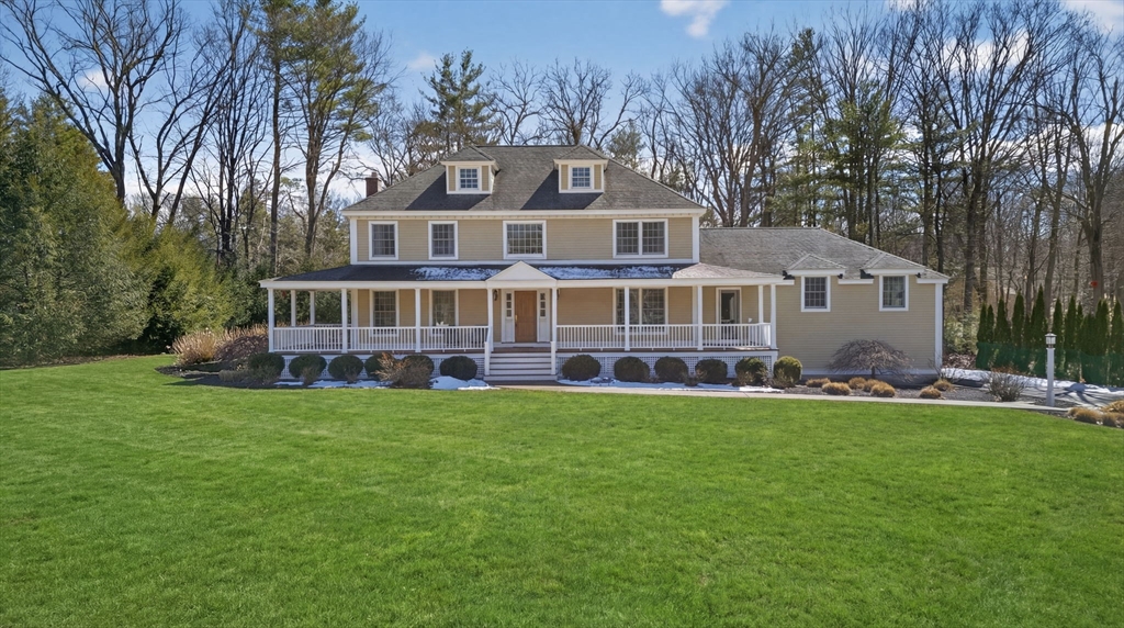 3 Seten Cir, Andover, Massachusetts, 4 Bedrooms Bedrooms, 13 Rooms Rooms,3.5 BathroomsBathrooms,Residential,For Sale,Seten Cir,73492568