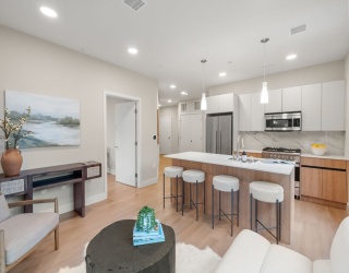 249 Corey Rd, Boston, Massachusetts, 2 Bedrooms Bedrooms, 6 Rooms Rooms,2 BathroomsBathrooms,Residential,For Sale,Corey Rd,73492584