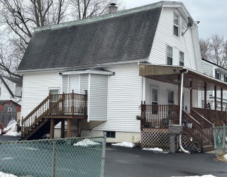 127 Elijah St, Springfield, Massachusetts, 3 Bedrooms Bedrooms, 7 Rooms Rooms,3 BathroomsBathrooms,Residential,For Sale,Elijah St,73492415