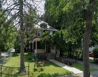 21 Curtis Ave, Quincy, Massachusetts, 4 Bedrooms Bedrooms, 8 Rooms Rooms,1.5 BathroomsBathrooms,Residential,For Sale,Curtis Ave,73492605