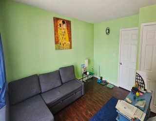 164 Galen St, Watertown, Massachusetts, 3 Bedrooms Bedrooms, 5 Rooms Rooms,1 BathroomBathrooms,Residential Lease,For Rent,Galen St,73492671