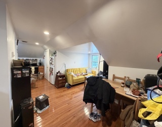 92 Wallingford Rd, Boston, Massachusetts, 2 Bedrooms Bedrooms, 5 Rooms Rooms,1 BathroomBathrooms,Residential Lease,For Rent,Wallingford Rd,73492645