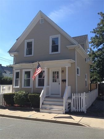 53 Groveland St, Lynn, Massachusetts, 3 Bedrooms Bedrooms, 6 Rooms Rooms,1.5 BathroomsBathrooms,Residential,For Sale,Groveland St,73492703