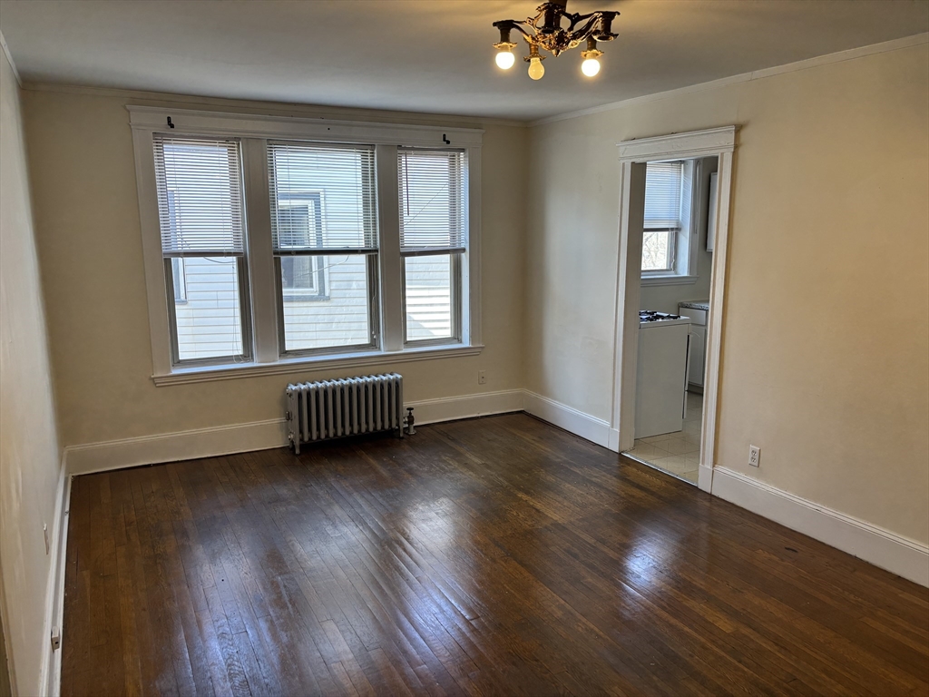 308 Boston Ave, Medford, Massachusetts, 1 Bedroom Bedrooms, 3 Rooms Rooms,1 BathroomBathrooms,Residential Lease,For Rent,Boston Ave,73484741