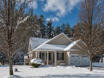 9 Pilgrim Circle, Nashua, New Hampshire, 3 Bedrooms Bedrooms, 9 Rooms Rooms,2.5 BathroomsBathrooms,Residential,For Sale,Pilgrim Circle,73471422