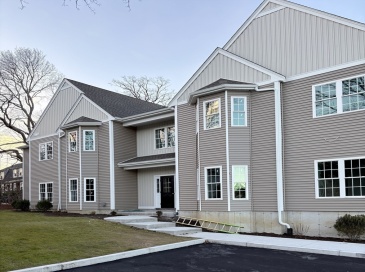 4 S Spooner St, Plymouth, Massachusetts, 2 Bedrooms Bedrooms, 4 Rooms Rooms,2 BathroomsBathrooms,Residential,For Sale,S Spooner St,73387066