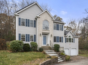 20 Beauregard Circle, Marlborough, Massachusetts, 4 Bedrooms Bedrooms, 8 Rooms Rooms,3.5 BathroomsBathrooms,Residential,For Sale,Beauregard Circle,73454664 20 Beauregard Circle, Marlborough, Massachusetts, 4 Bedrooms Bedrooms, 8 Rooms Rooms,3.5 BathroomsBathrooms,Residential,For Sale,Beauregard Circle,73454664