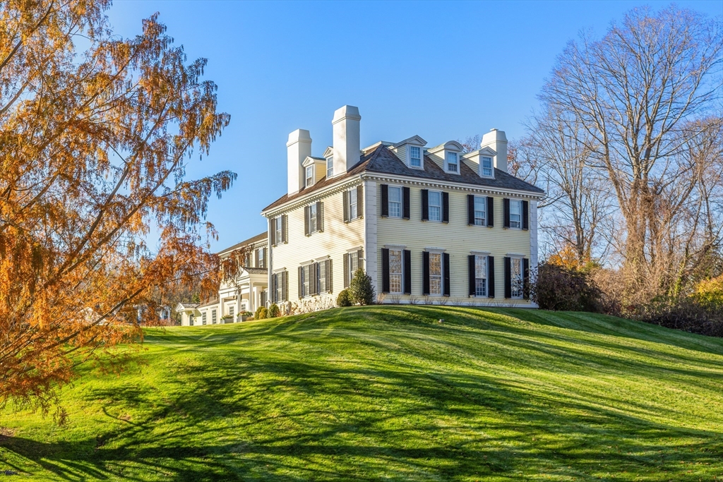 187 Main St, Hingham, Massachusetts, 6 Bedrooms Bedrooms, 15 Rooms Rooms,6 BathroomsBathrooms,Residential,For Sale,Main St,73492795