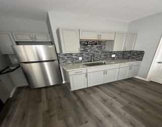 371 Dickinson St, Springfield, Massachusetts, 3 Bedrooms Bedrooms, 6 Rooms Rooms,2 BathroomsBathrooms,Residential Lease,For Rent,Dickinson St,73492841