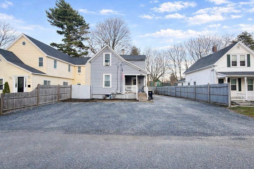 23 Stillman St, Framingham, Massachusetts, 3 Bedrooms Bedrooms, 6 Rooms Rooms,2 BathroomsBathrooms,Residential,For Sale,Stillman St,73492848