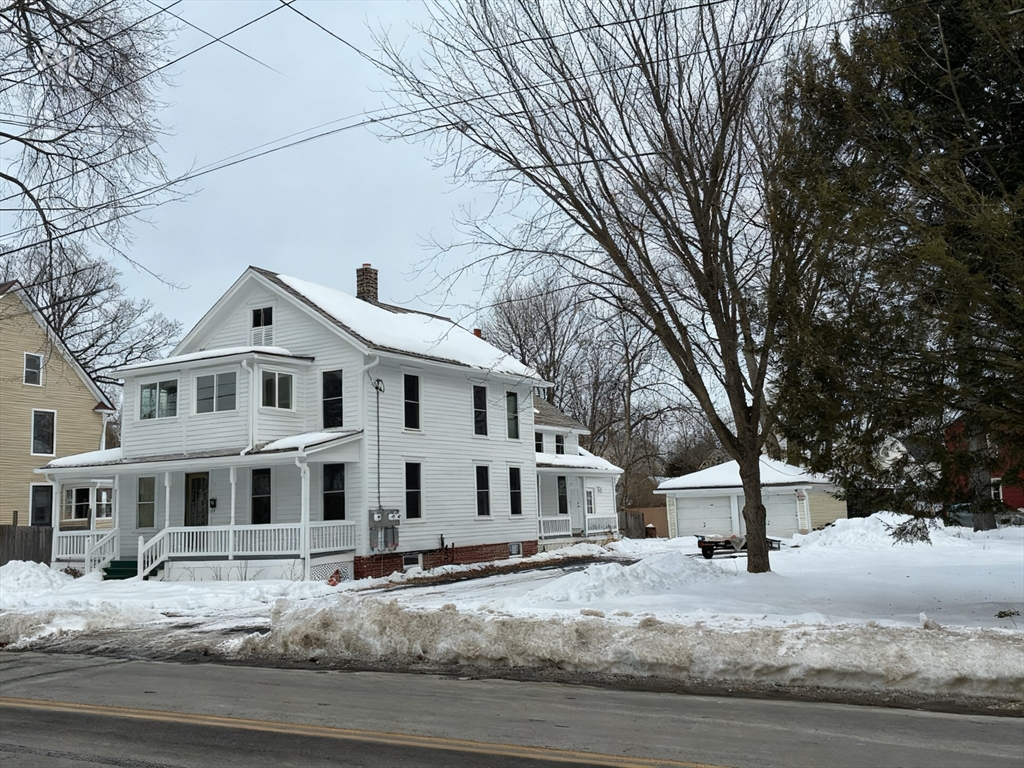 173-175 Conway, Greenfield, Massachusetts, 6 Bedrooms Bedrooms, 11 Rooms Rooms,4 BathroomsBathrooms,Residential Income,For Sale,Conway,73478737