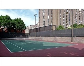 44 Washington St, Brookline, Massachusetts, 2 Rooms Rooms,1 BathroomBathrooms,Residential Lease,For Rent,Washington St,73492900