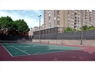 44 Washington St, Brookline, Massachusetts, 2 Rooms Rooms,1 BathroomBathrooms,Residential Lease,For Rent,Washington St,73492900