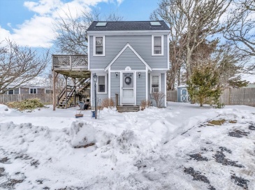 111 School St, Dennis, Massachusetts, 1 Bedroom Bedrooms, 3 Rooms Rooms,1 BathroomBathrooms,Residential,For Sale,School St,73475517
