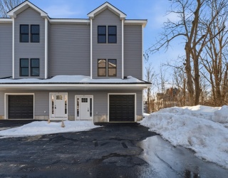 79 School St, Lowell, Massachusetts, 3 Bedrooms Bedrooms, 5 Rooms Rooms,2.5 BathroomsBathrooms,Residential,For Sale,School St,73479867