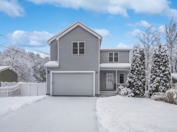 227 Water Street, Framingham, Massachusetts, 3 Bedrooms Bedrooms, 7 Rooms Rooms,2.5 BathroomsBathrooms,Residential,For Sale,Water Street,73472526 227 Water Street, Framingham, Massachusetts, 3 Bedrooms Bedrooms, 7 Rooms Rooms,2.5 BathroomsBathrooms,Residential,For Sale,Water Street,73472526
