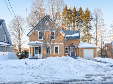 16 Maple St, Wilbraham, Massachusetts, 4 Bedrooms Bedrooms, 9 Rooms Rooms,2 BathroomsBathrooms,Residential,For Sale,Maple St,73476046