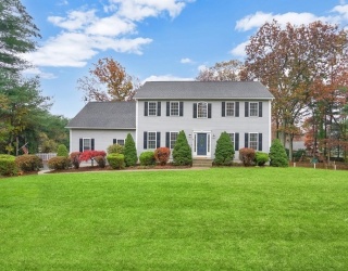 4 Pioneer Drive, Palmer, Massachusetts, 4 Bedrooms Bedrooms, 9 Rooms Rooms,2.5 BathroomsBathrooms,Residential,For Sale,Pioneer Drive,73476828