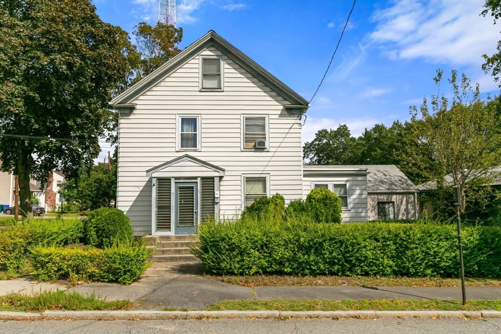 66 Linden Street, Newton, Massachusetts, 3 Bedrooms Bedrooms, 7 Rooms Rooms,1 BathroomBathrooms,Residential,For Sale,Linden Street,73432860