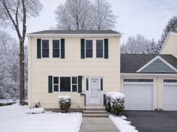 1083 Main St, Walpole, Massachusetts, 3 Bedrooms Bedrooms, 6 Rooms Rooms,1.5 BathroomsBathrooms,Residential Lease,For Rent,Main St,73479940 1083 Main St, Walpole, Massachusetts, 3 Bedrooms Bedrooms, 6 Rooms Rooms,1.5 BathroomsBathrooms,Residential Lease,For Rent,Main St,73479940