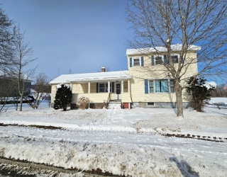 115 Main St, Cheshire, Massachusetts, 3 Bedrooms Bedrooms, 6 Rooms Rooms,1 BathroomBathrooms,Residential,For Sale,Main St,73471328