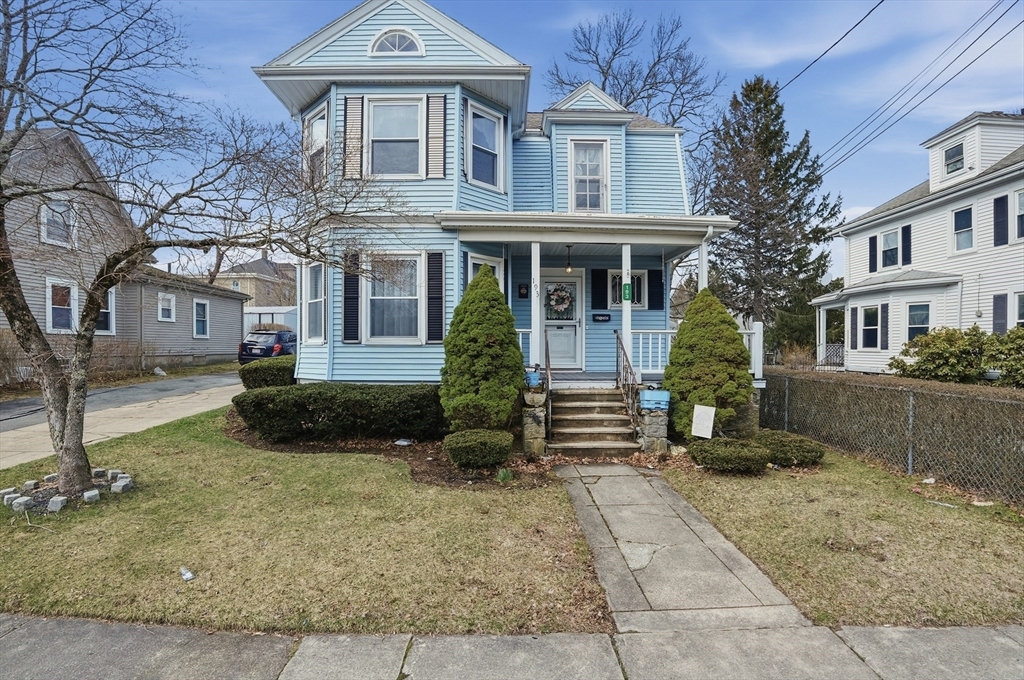 193 Boylston Street, Brockton, Massachusetts, 3 Bedrooms Bedrooms, 7 Rooms Rooms,1.5 BathroomsBathrooms,Residential,For Sale,Boylston Street,73492989