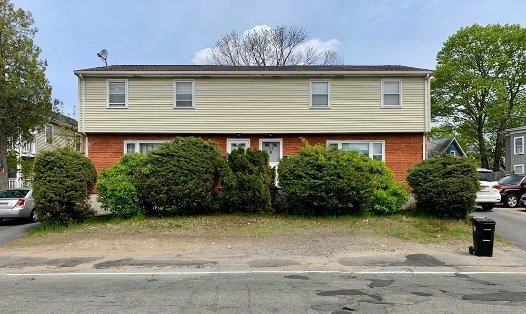 164 Ames Street, Brockton, Massachusetts, 3 Bedrooms Bedrooms, 5 Rooms Rooms,2 BathroomsBathrooms,Residential Lease,For Rent,Ames Street,73492992