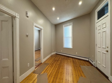 62 River St, Cambridge, Massachusetts, 3 Bedrooms Bedrooms, 7 Rooms Rooms,1 BathroomBathrooms,Residential Lease,For Rent,River St,73492939 62 River St, Cambridge, Massachusetts, 3 Bedrooms Bedrooms, 7 Rooms Rooms,1 BathroomBathrooms,Residential Lease,For Rent,River St,73492939