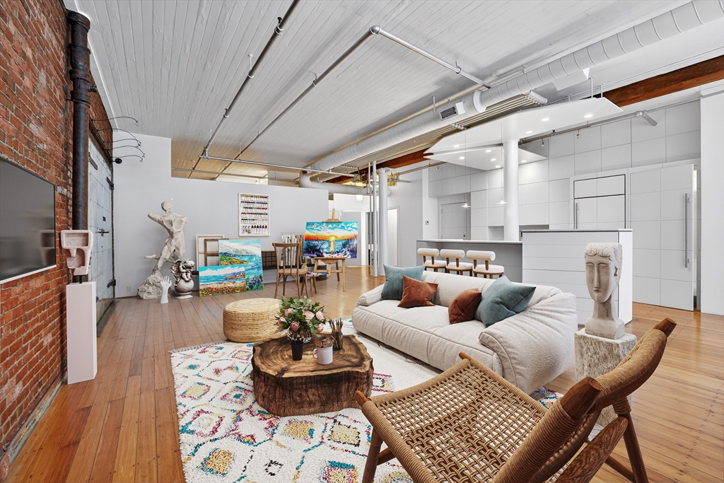 107 South Street, Boston, Massachusetts, 2 Bedrooms Bedrooms, 4 Rooms Rooms,2 BathroomsBathrooms,Residential,For Sale,South Street,73493023