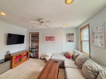 93 Baxter St, Boston, Massachusetts, 3 Bedrooms Bedrooms, 5 Rooms Rooms,2 BathroomsBathrooms,Residential Lease,For Rent,Baxter St,73493036