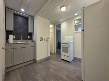 20 Main Street, Spencer, Massachusetts, 1 Bedroom Bedrooms, 3 Rooms Rooms,1 BathroomBathrooms,Residential Lease,For Rent,Main Street,73493065