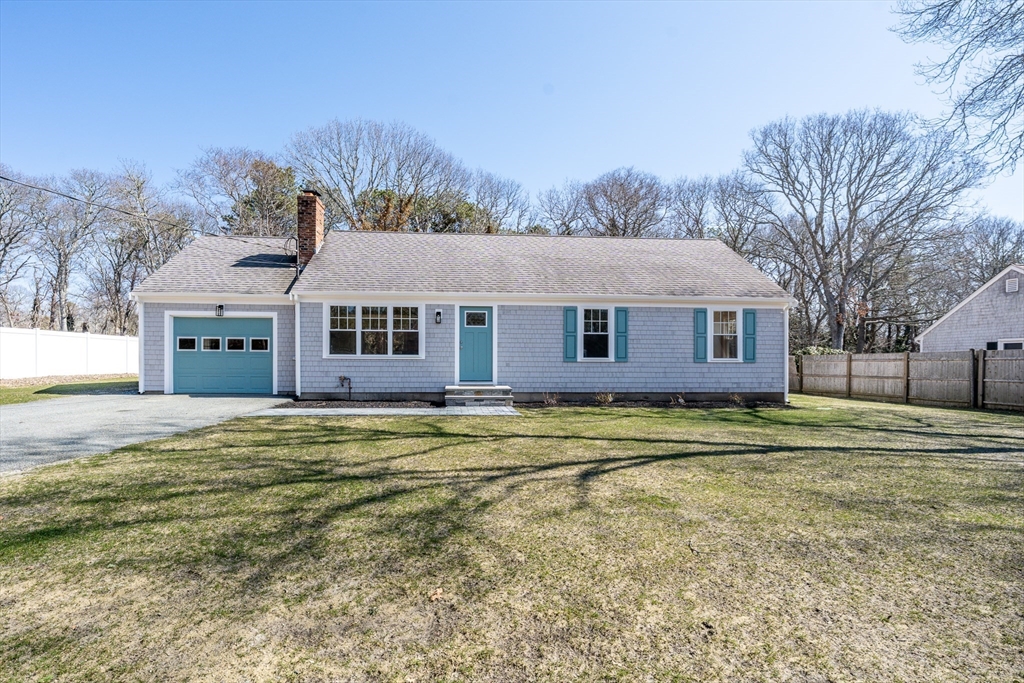 98 Wagon Ln, Barnstable, Massachusetts, 3 Bedrooms Bedrooms, 5 Rooms Rooms,2 BathroomsBathrooms,Residential,For Sale,Wagon Ln,73491034