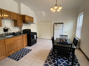 52 Highland Avenue, Somerville, Massachusetts, 1 Bedroom Bedrooms, 3 Rooms Rooms,1 BathroomBathrooms,Residential Lease,For Rent,Highland Avenue,73493103