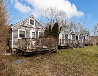 17 Shore Rd, Truro, Massachusetts, 1 Bedroom Bedrooms, 3 Rooms Rooms,1 BathroomBathrooms,Residential,For Sale,Shore Rd,73493109