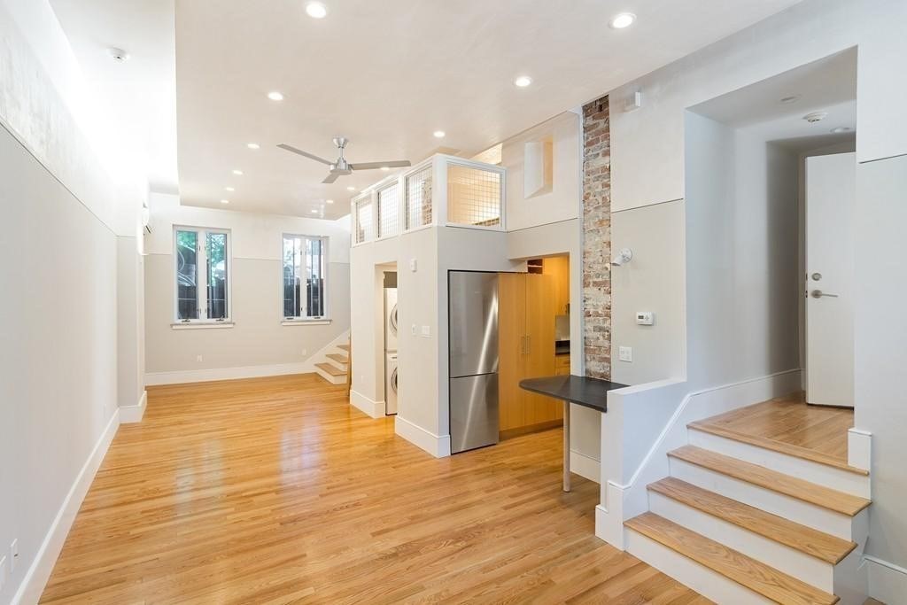 107 N Street, Boston, Massachusetts, 2 Rooms Rooms,1 BathroomBathrooms,Residential Lease,For Rent,N Street,73493157